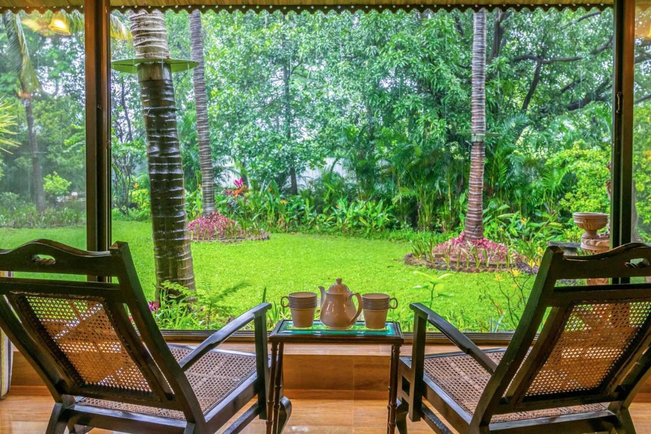 Stayvista'S Casa Palmera - Pet-Friendly Villa With Pool, Garden With Gazebo, And Indoor & Outdoor Games Alībāg Buitenkant foto