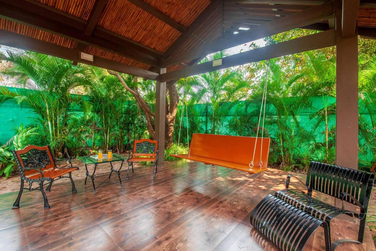 Stayvista'S Casa Palmera - Pet-Friendly Villa With Pool, Garden With Gazebo, And Indoor & Outdoor Games Alībāg Buitenkant foto