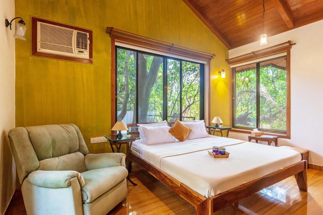 Stayvista'S Casa Palmera - Pet-Friendly Villa With Pool, Garden With Gazebo, And Indoor & Outdoor Games Alībāg Buitenkant foto